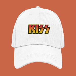 Kiss шапка със закопчалка и козирка - метъл